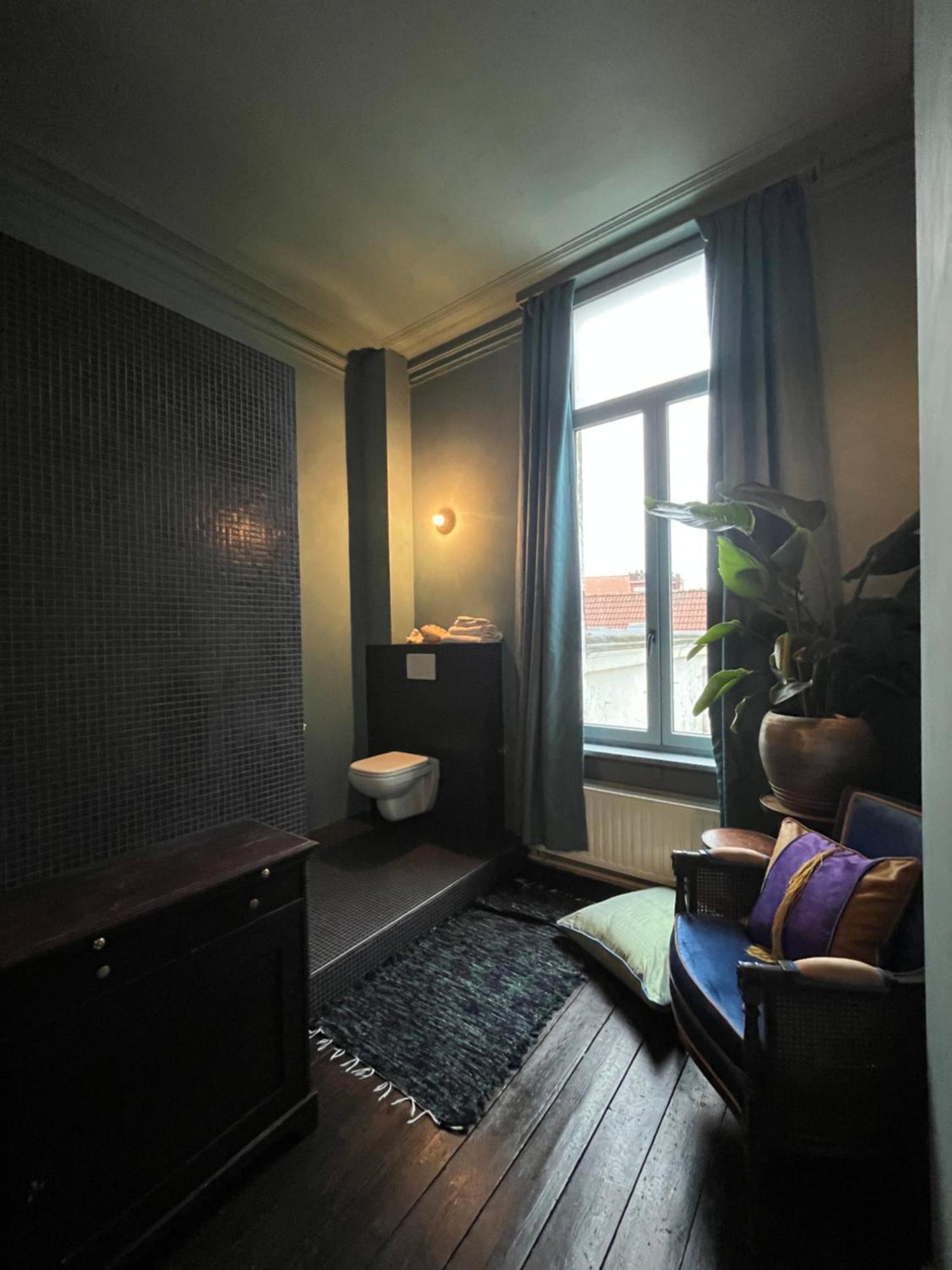 Guesthouse Nights By Morpheus Antwerpen Eksteriør billede